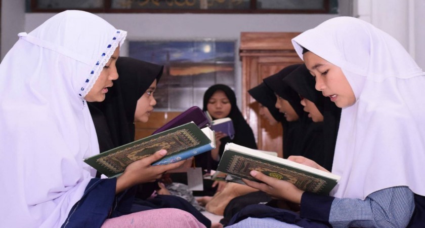 Enam Keutamaan Menghafal Al-Quran